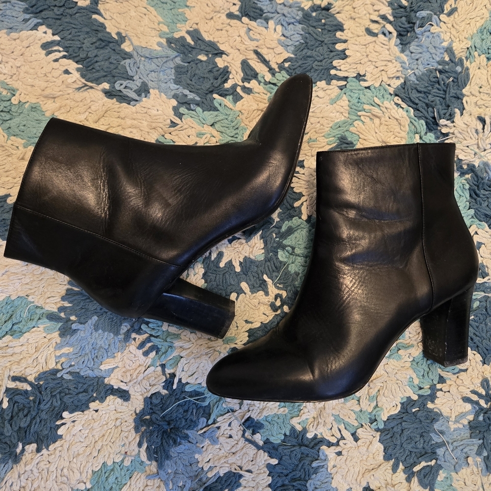 Talbots Black Leather Ankle Booties Size 10